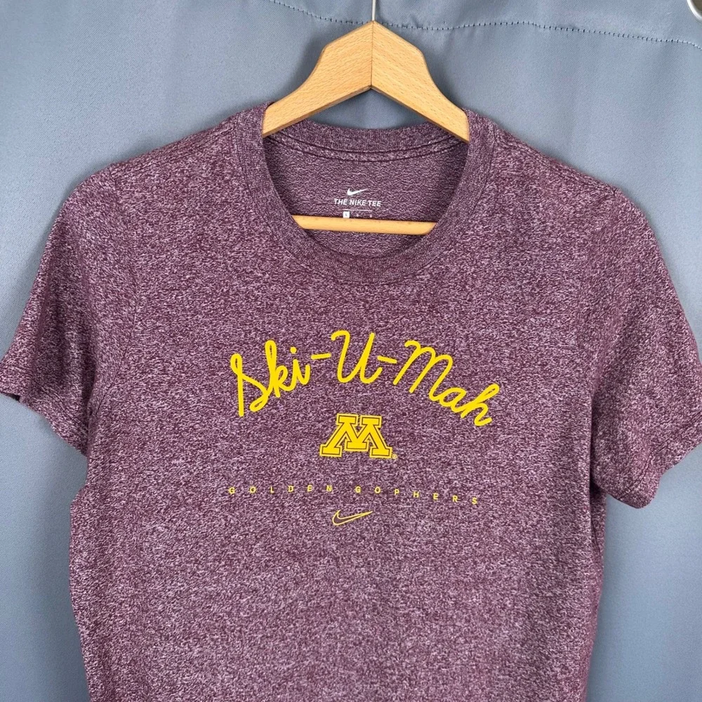 Nike Minnesota Golden Gophers Ski-U-Mah Heather Maroon T-Shirt Mens Large
